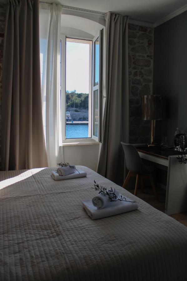 Olife Guesthouse Milna  Eksteriør bilde