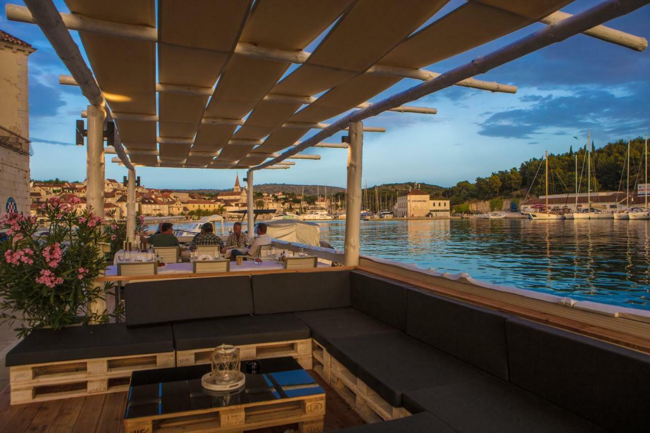 Olife Guesthouse Milna  Eksteriør bilde