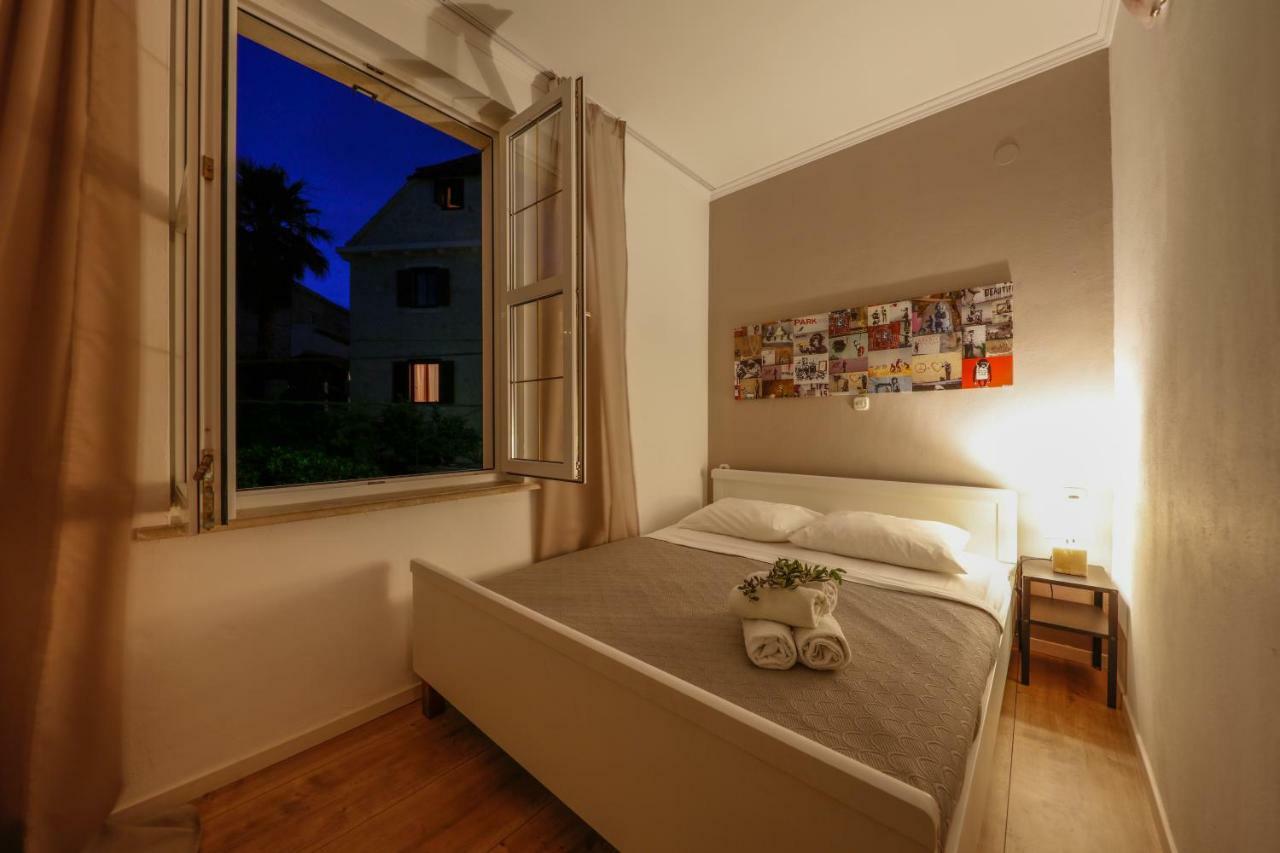 Olife Guesthouse Milna  Eksteriør bilde