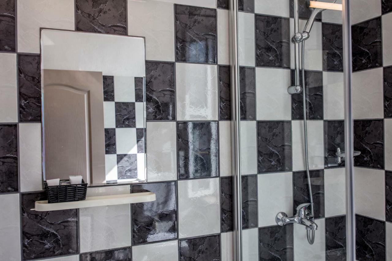 Olife Guesthouse Milna  Eksteriør bilde